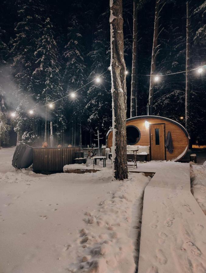 Villa Saarjaerve Puhkemaja 16-Le 4 Magamistuba Tromsi Exterior foto